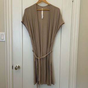 ARITZIA Babaton The Group short sleeve long length light cardigan XS beige